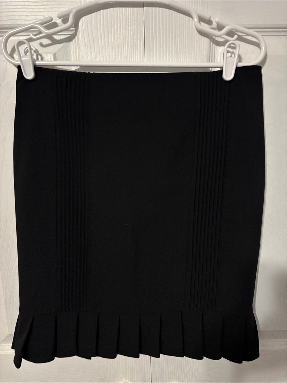 bebe Black Pleated-Hem Pencil Skirt with Pintuck Panels